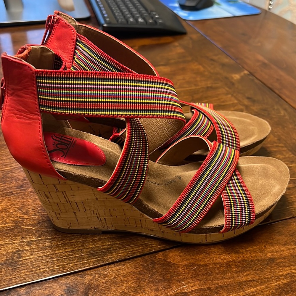 Sofft Wedges Red Size 8
